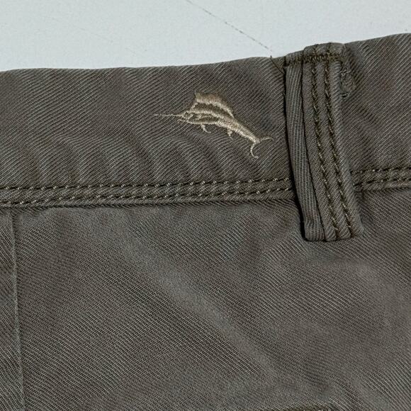Tommy Bahama Shorts Mens 34 Chino Olive Green Golf Cotton Lyocell Stretch - Picture 5 of 8